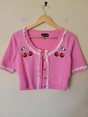 Retro Sourpuss Pink Short Sleeve Cropped Cradigan Shrug Embroidered Cherry Sz M